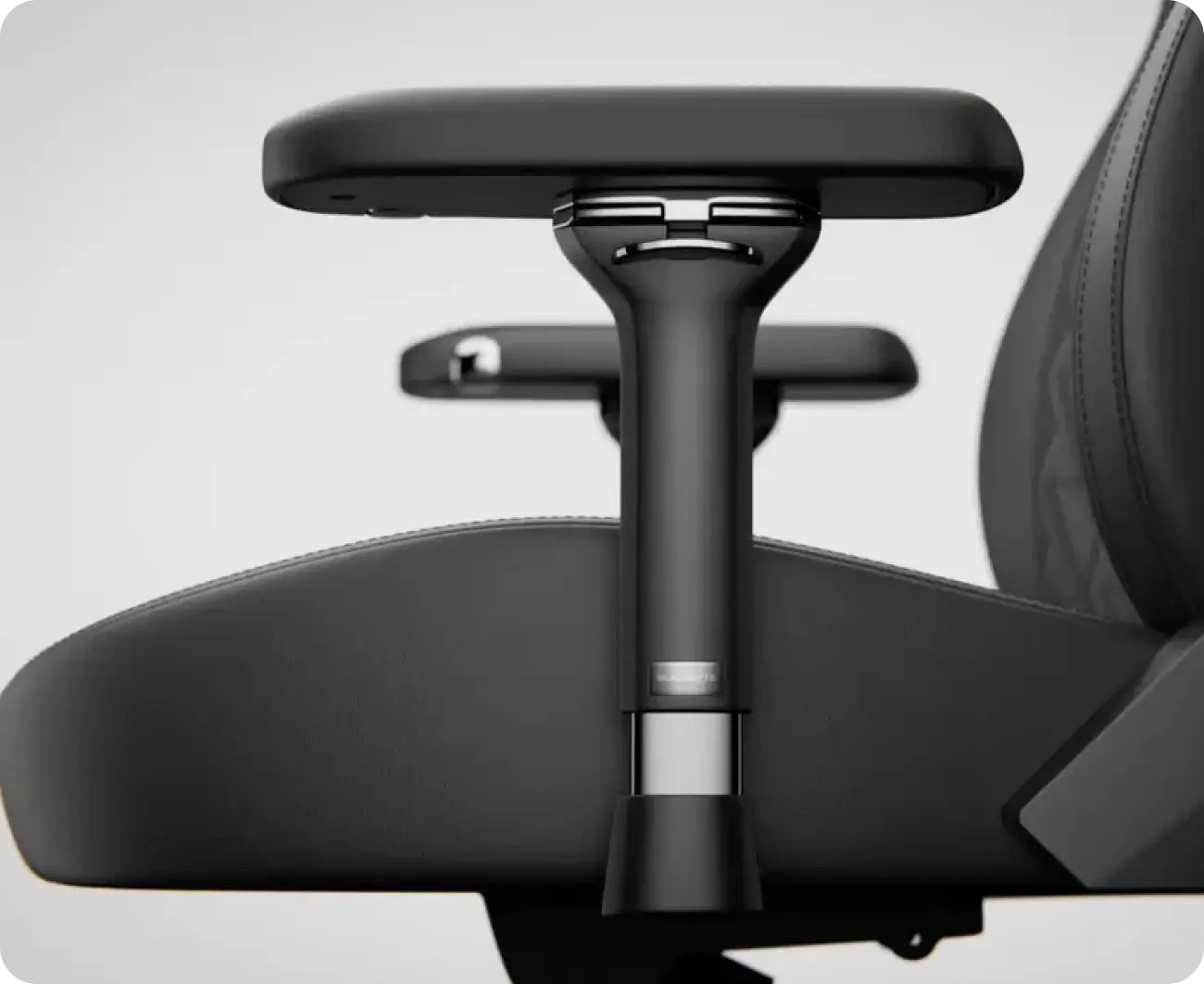 4-Way Dynamic Armrests
