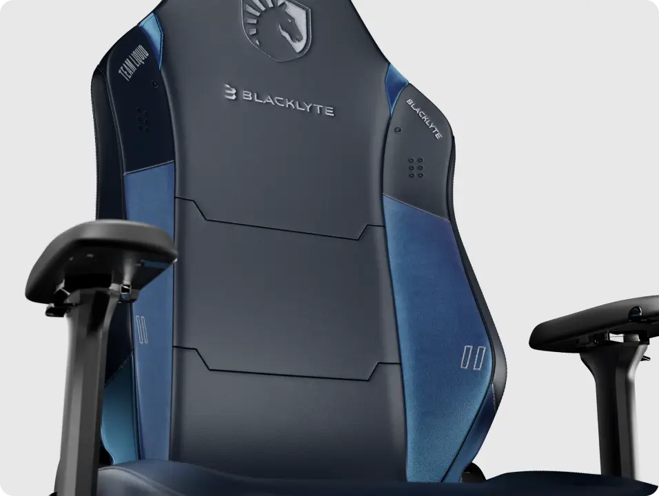 Liquid gaming chair with high back and padded armrests for long sessions